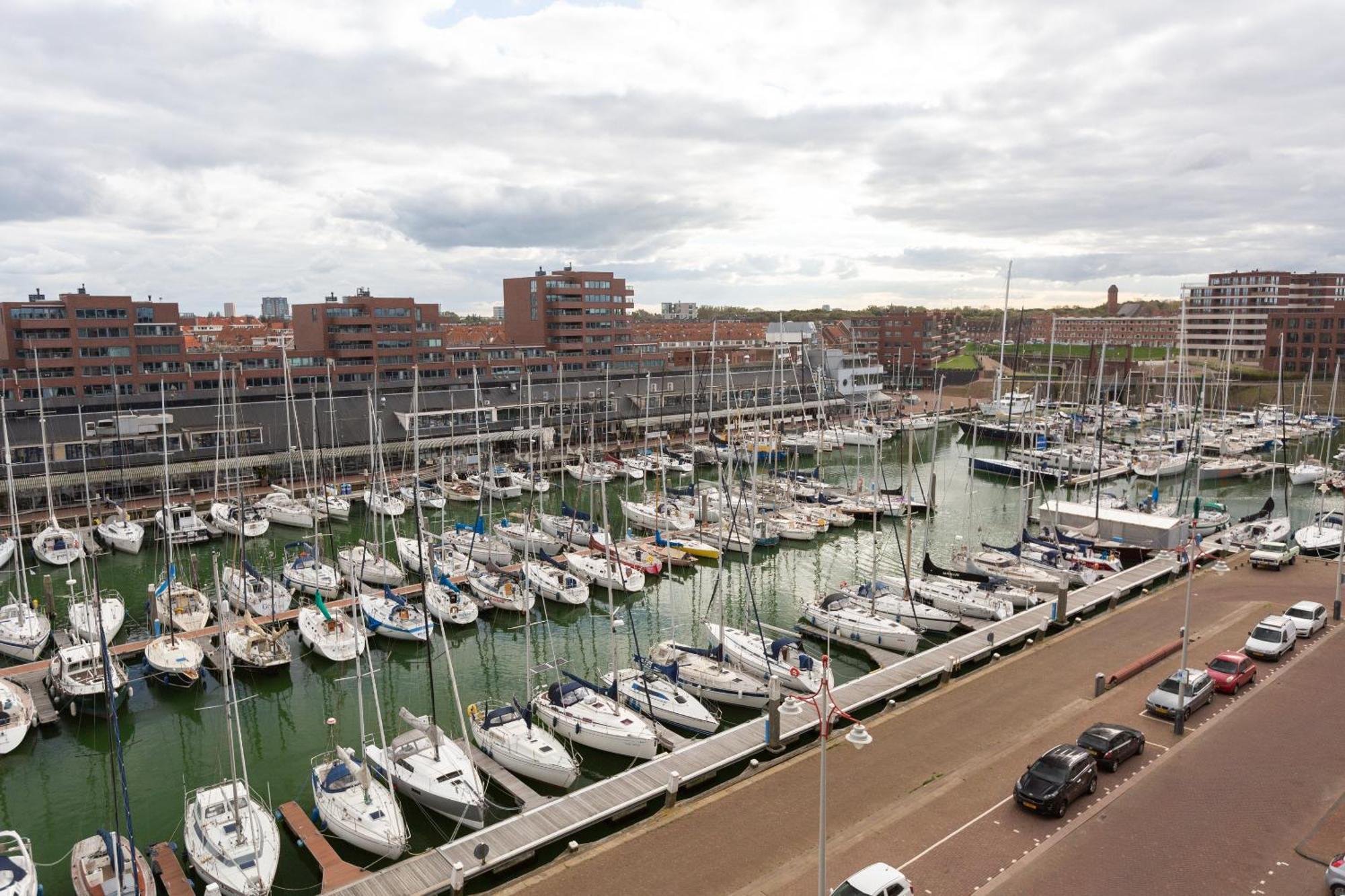 Bizstay Harbour III Scheveningen Apartments Гаага Экстерьер фото